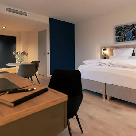 Nena Spreeblau Apartment Berlin